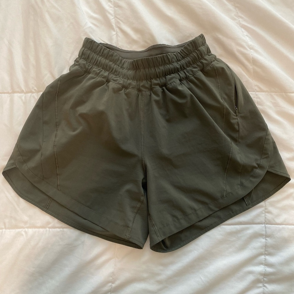 Lululemon Track That High Rise Shorts 5” - Army Green in Size 4